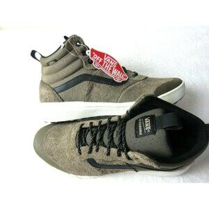 Vans Women's UltraRange Hi Cub Brown Black Marshmallow All Season Boots NWT